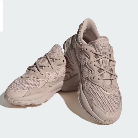 EUC Adidas Ozweego Sneakers Men 6 Women 7.5 ice purple - Picture 2 of 11